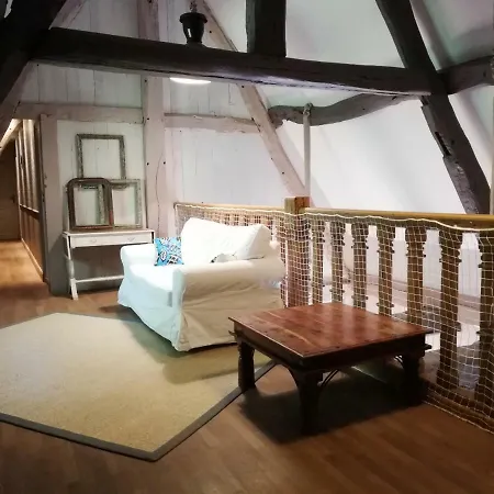 Belle Chaumiere Pour 11 Personnes * Beuzeville